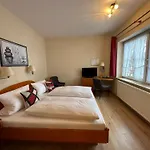 Szálloda Vessens Hoff