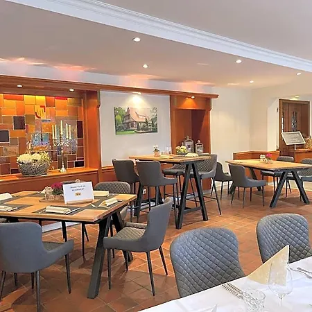 Vessens Hoff Hotel 3*