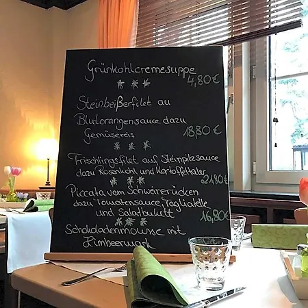 Vessens Hoff 3*